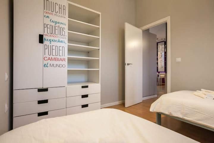 Central Apartment In Севилья Экстерьер фото